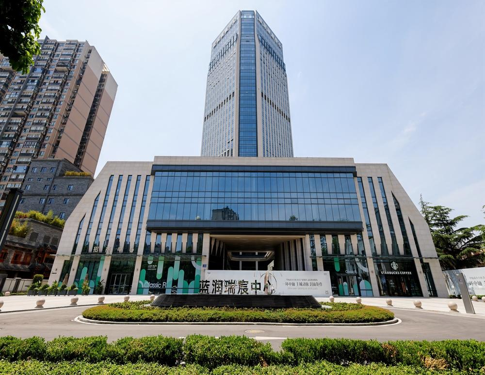 蓝润瑞宸中心外立面图